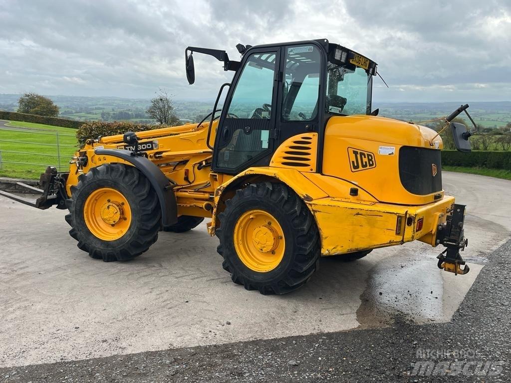 JCB TM 300 Teleskoplader für Landwirtschaft
