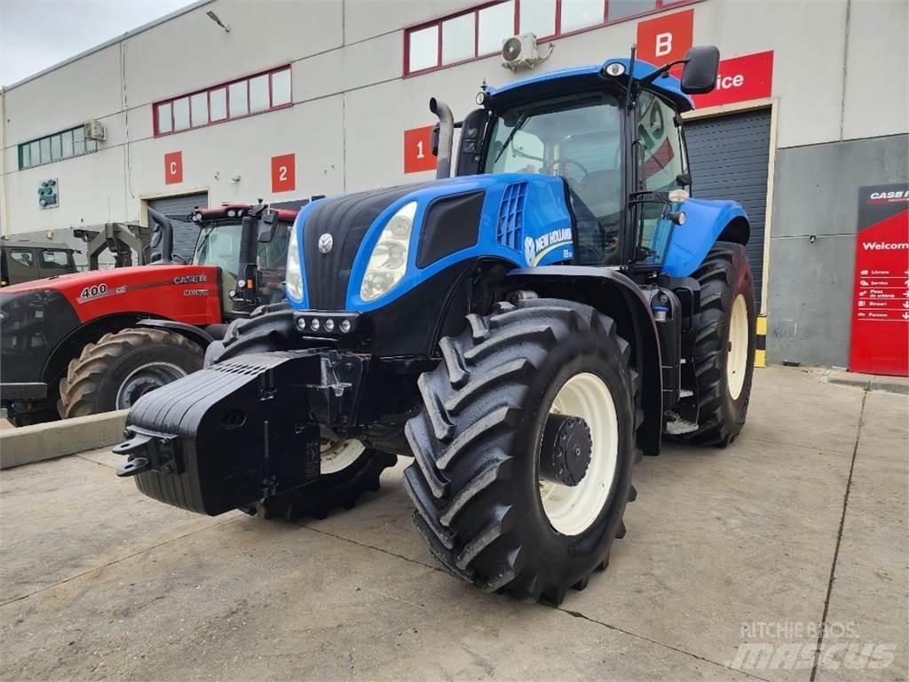 New Holland T8.300 Traktoren