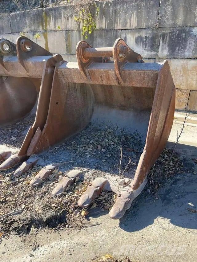 Komatsu PC 400 Raupenbagger