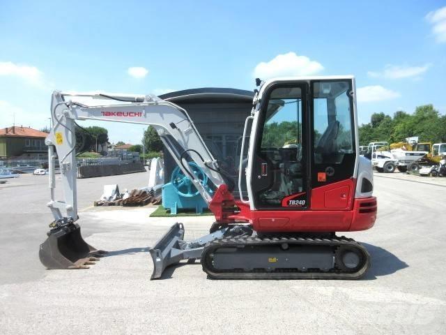 Takeuchi TB 240 Minibagger < 7t