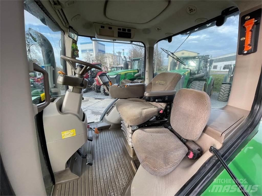 John Deere 7230 R Traktoren