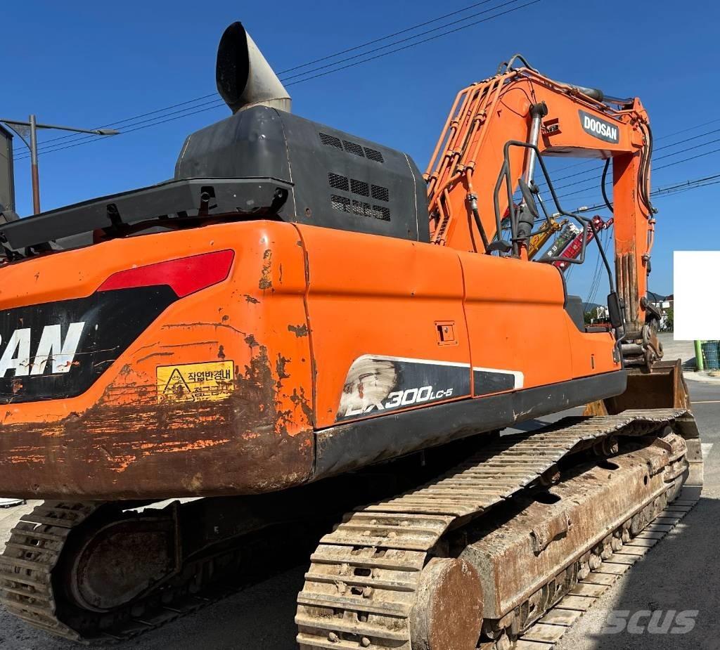 Doosan DX 300 LC-3 Raupenbagger