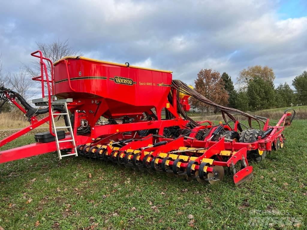 Väderstad Spirit600S Drillmaschinen