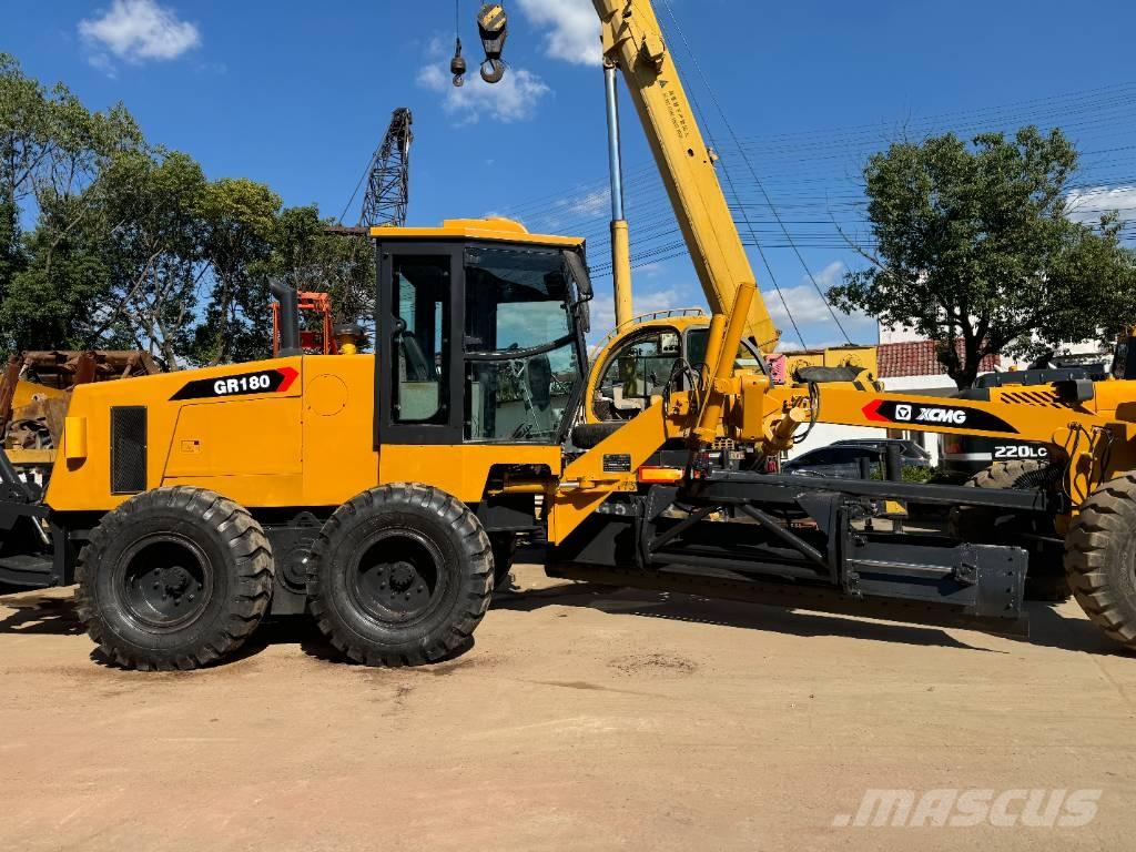 XCMG GR 180 Grader