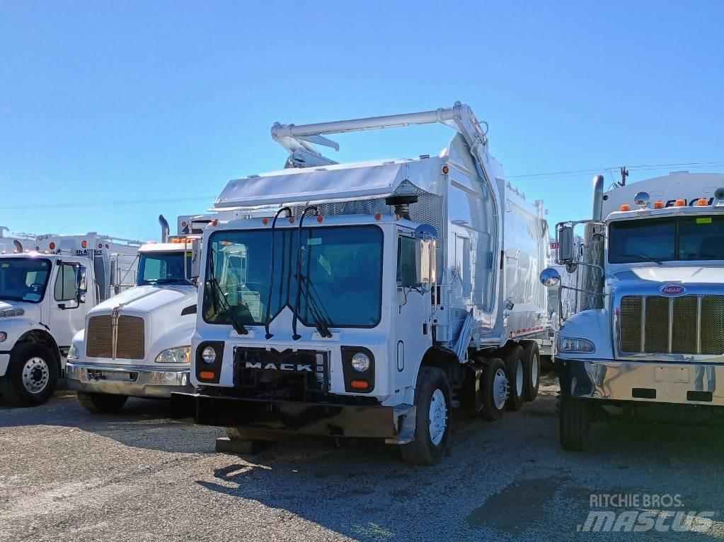 Mack MRU600 Müllwagen