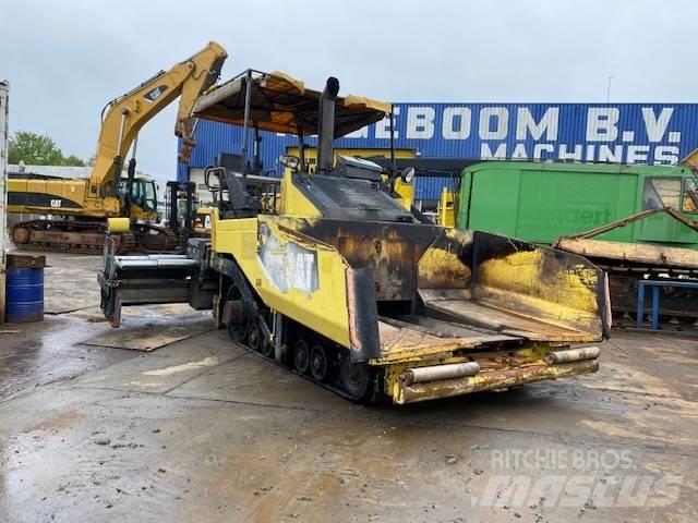 CAT AP 655 D Strassenfertiger