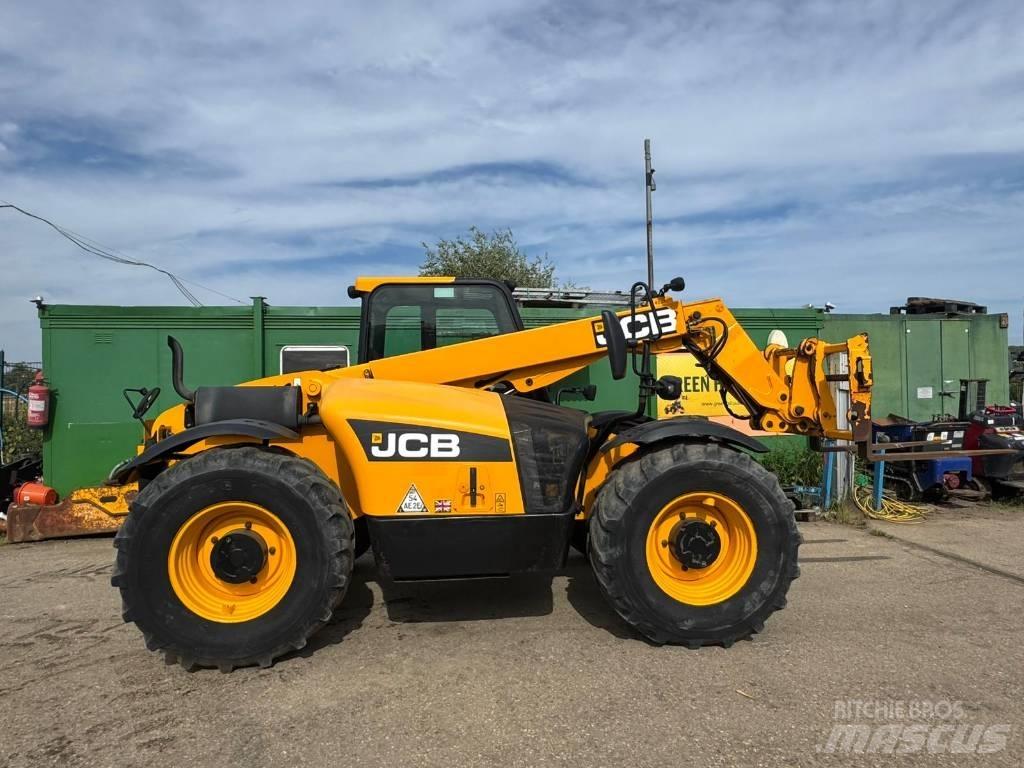 JCB 526-56 Agri Teleskoplader für Landwirtschaft