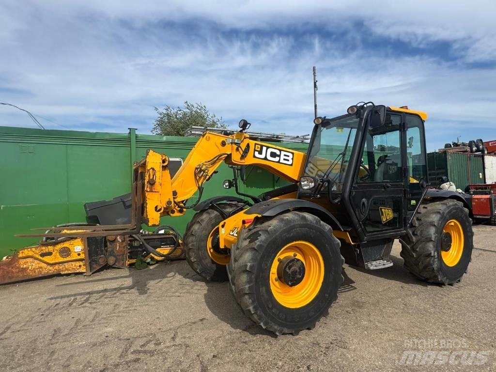 JCB 526-56 Agri Teleskoplader für Landwirtschaft