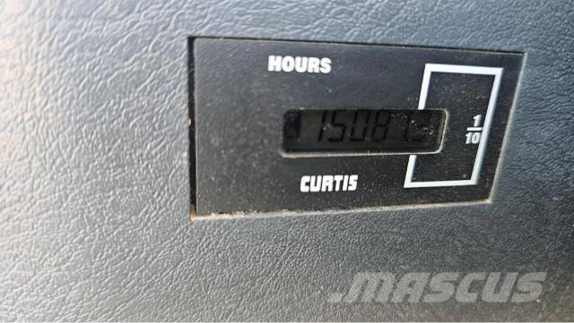 Hyundai Robex 300 LC Raupenbagger