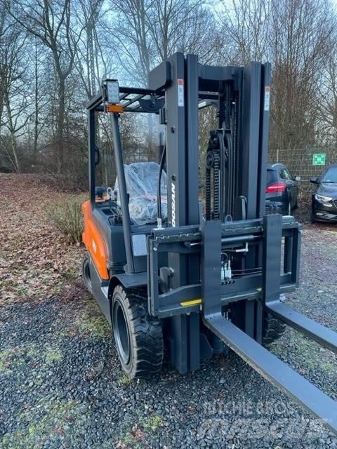 Doosan D30NXS Diesel heftrucks
