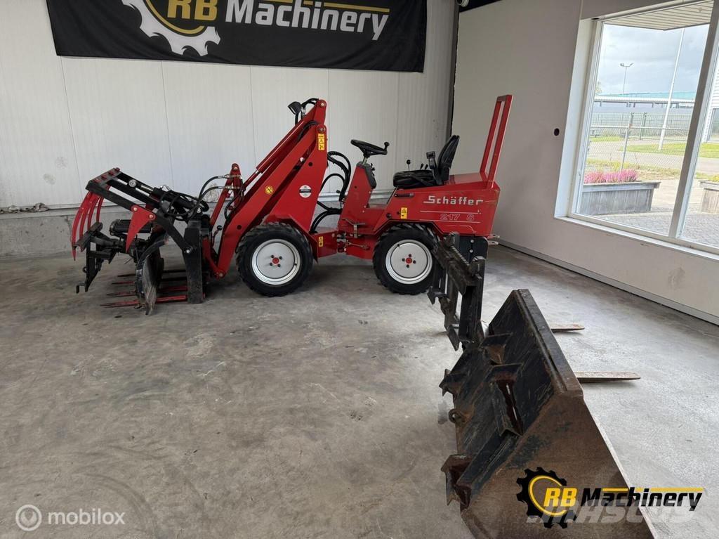 Schäffer 217 S Radlader