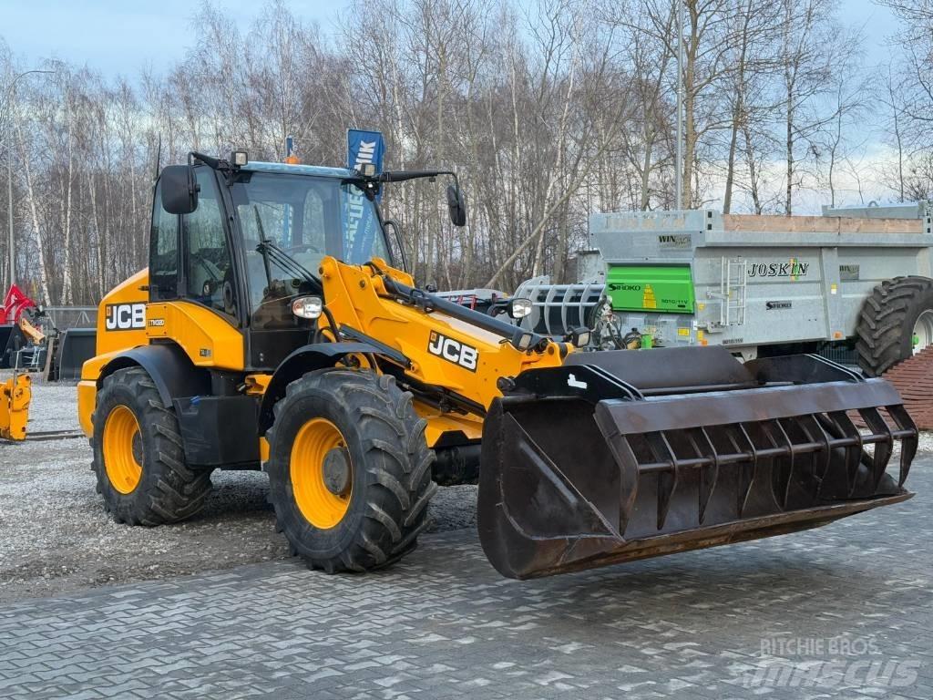 JCB TM 320 Teleskoplader für Landwirtschaft