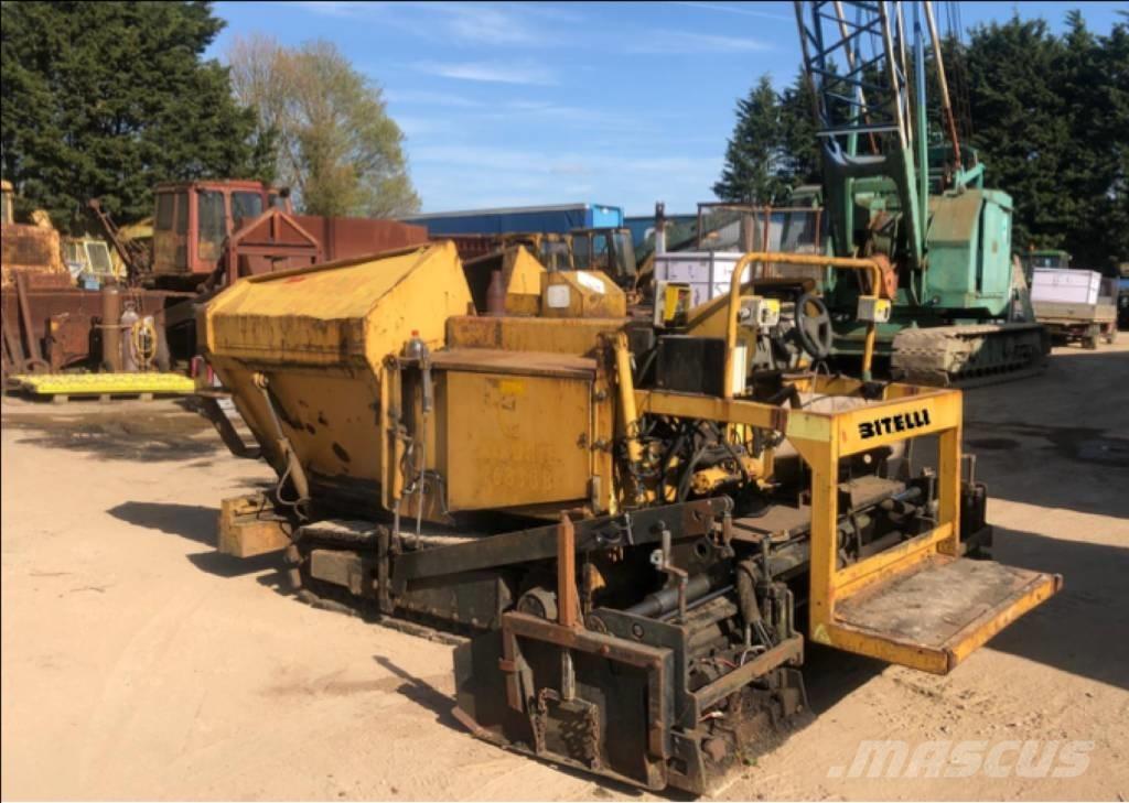 Bitelli BB 621 C Strassenfertiger