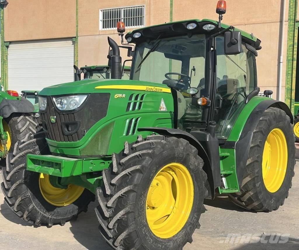 John Deere 6115 R Traktoren