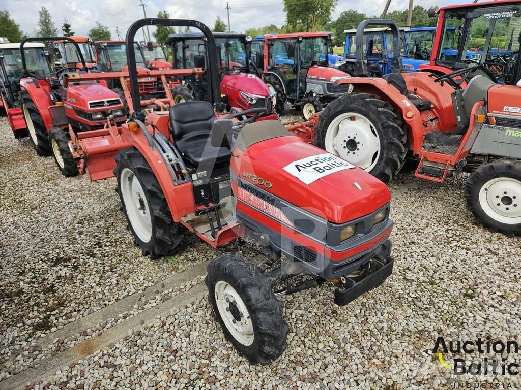 Mitsubishi MT200 Traktoren