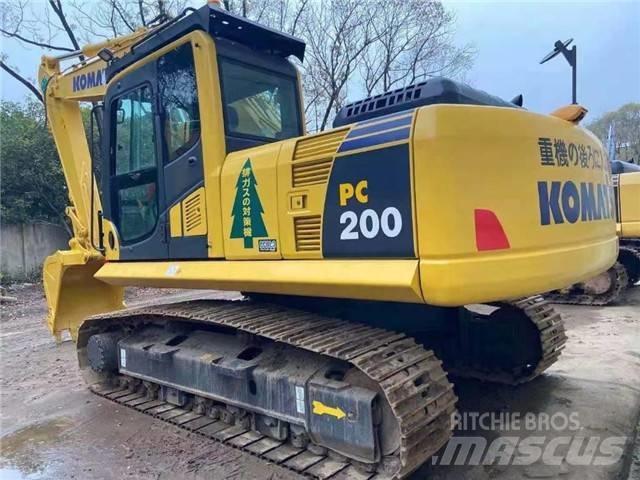 Komatsu PC 200-8 Raupenbagger