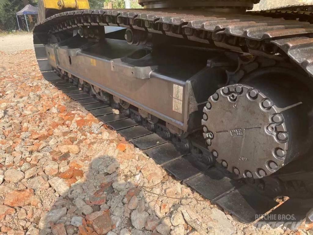 Komatsu PC 200 Raupenbagger