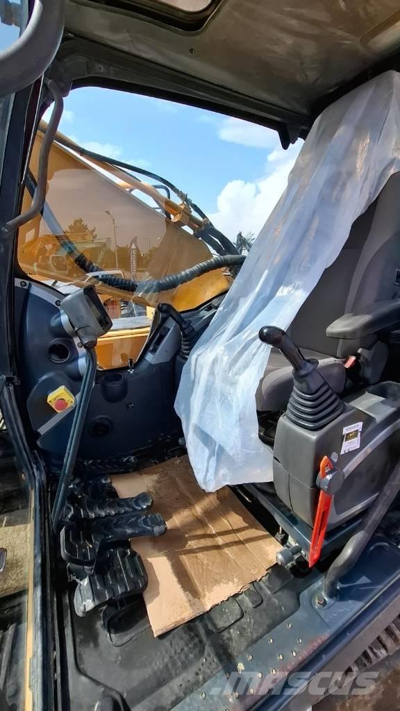 Hyundai R320NLC-9 Raupenbagger