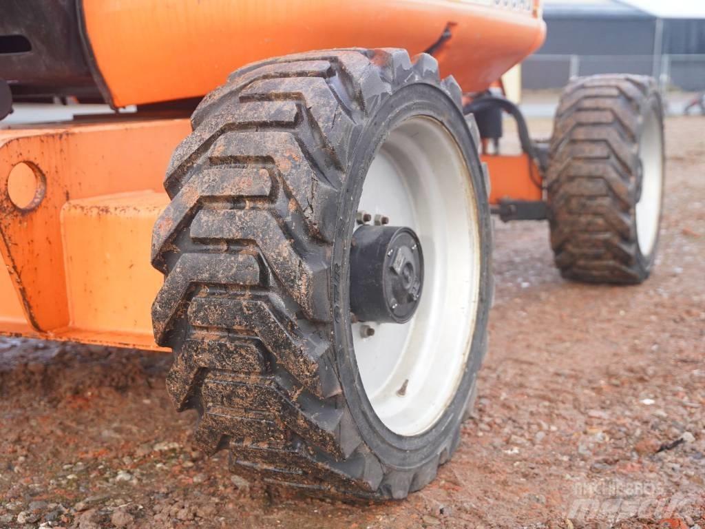 JLG 600 AJ Gelenkteleskoparbeitsbühnen