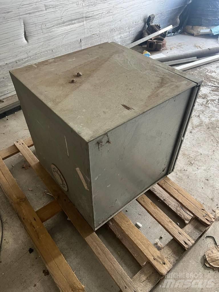  Vektygskåp lastbil Chassis
