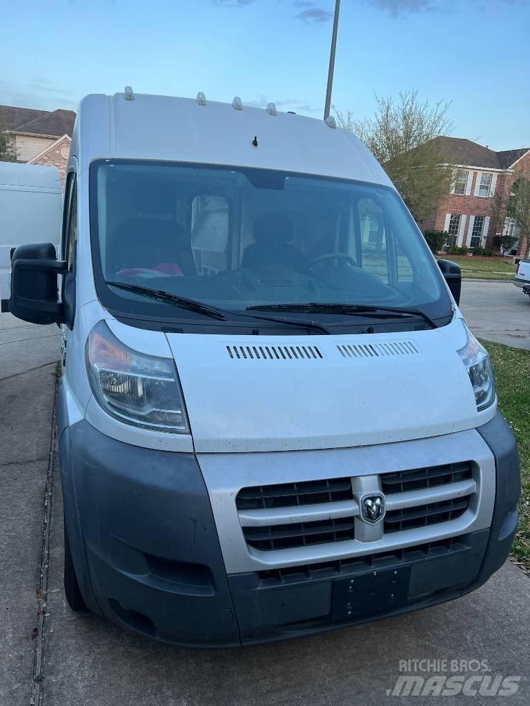 Dodge promaster Kofferaufbau