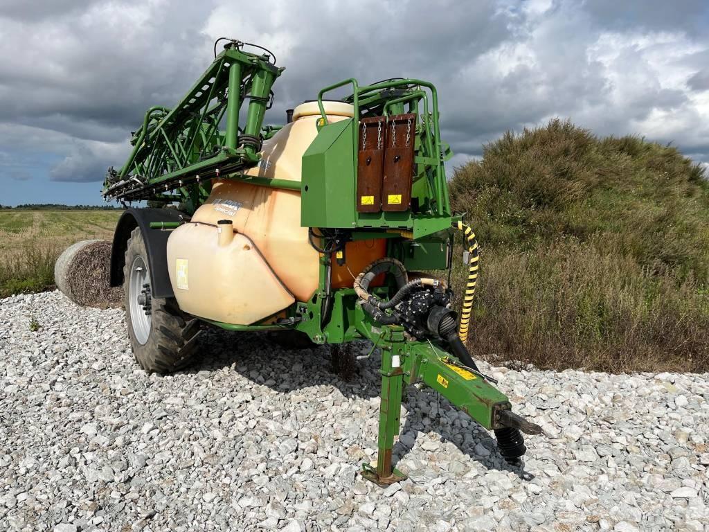 Amazone UX 4200 Anhängespritzen