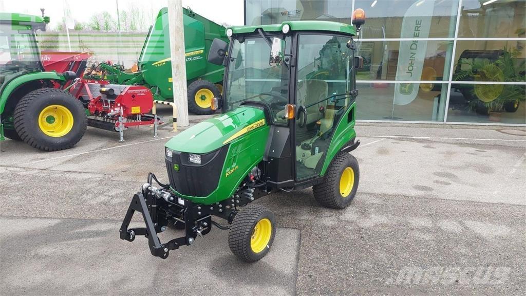John Deere 1026R Traktoren