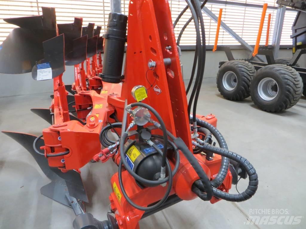 Kuhn Vari-Master 123 Wendepflüge