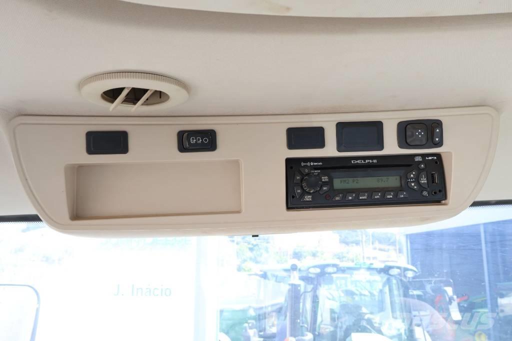 John Deere 8295 R Traktoren