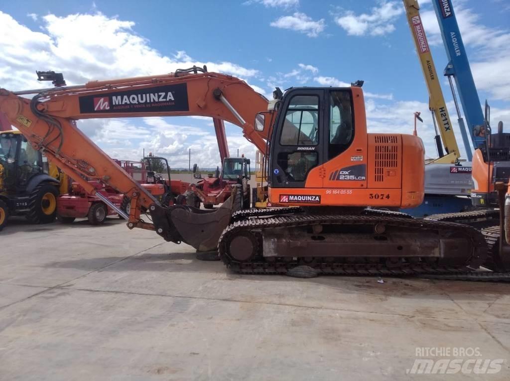 Doosan DX 235 LCR Raupenbagger