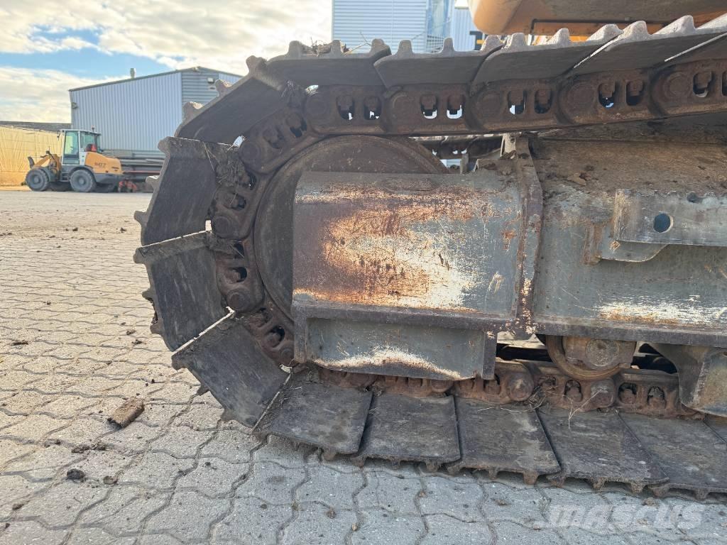 Liebherr R 922 Raupenbagger