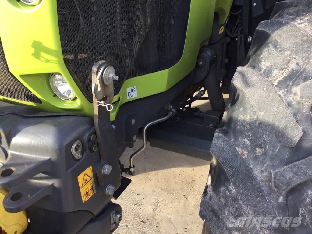 CLAAS ARION 550 Traktoren