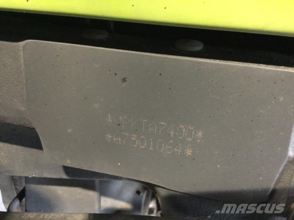 CLAAS ARION 550 Traktoren