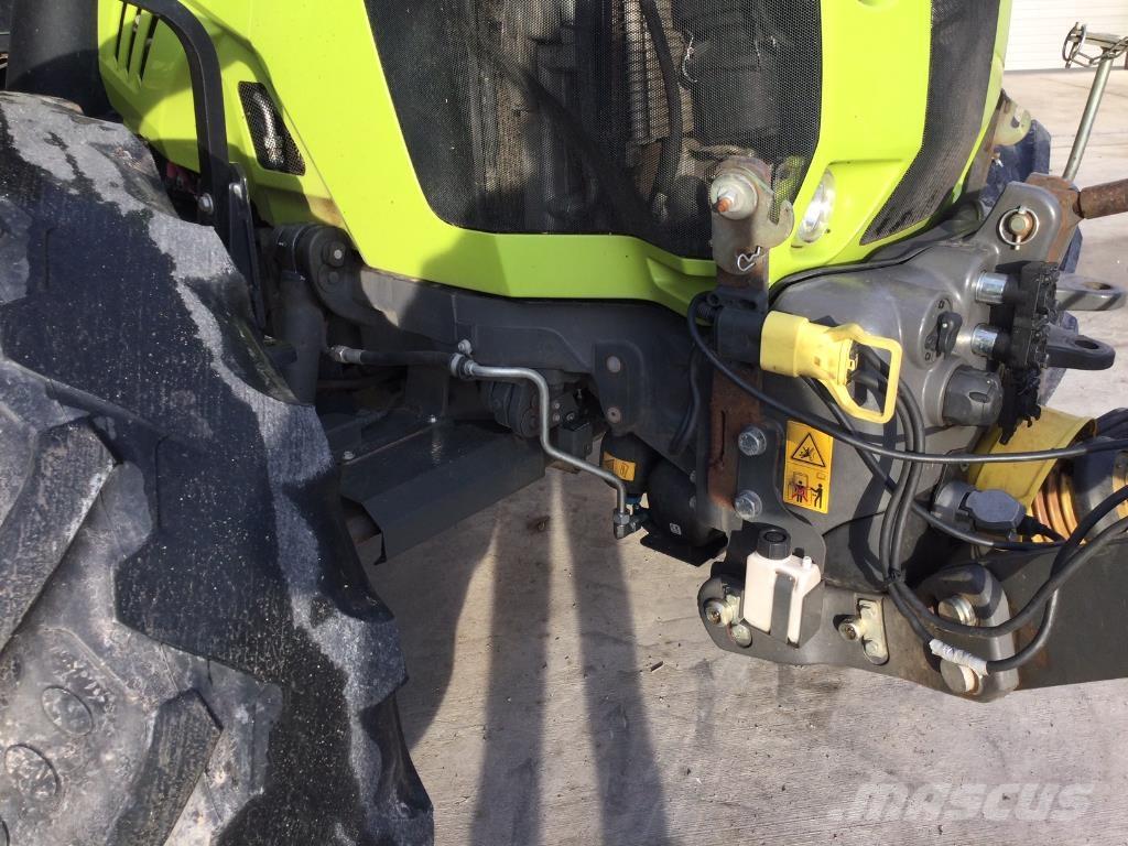 CLAAS ARION 550 Traktoren