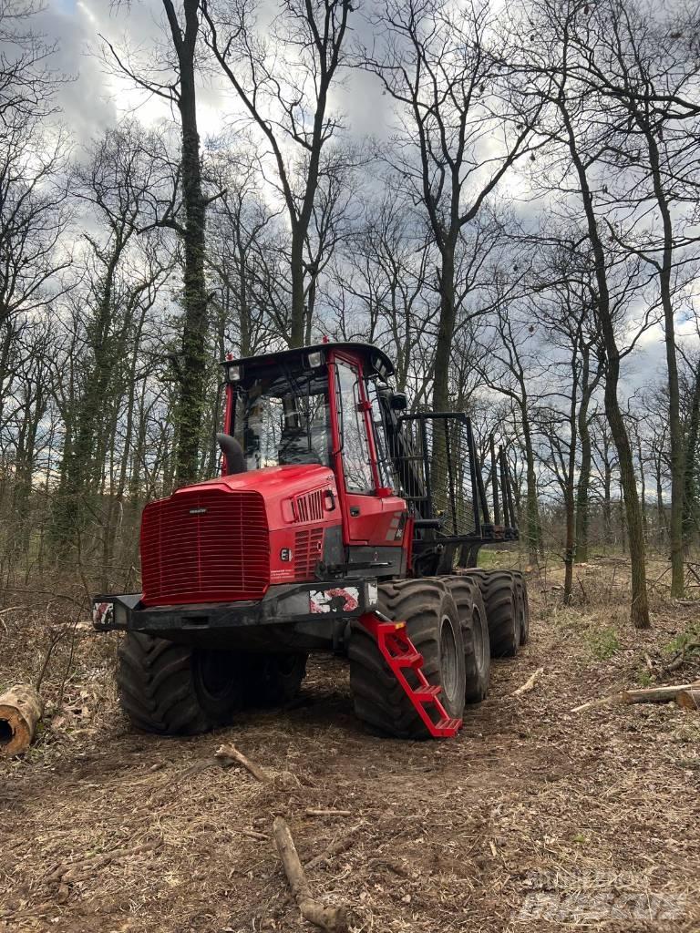 Komatsu 845 Forwarder