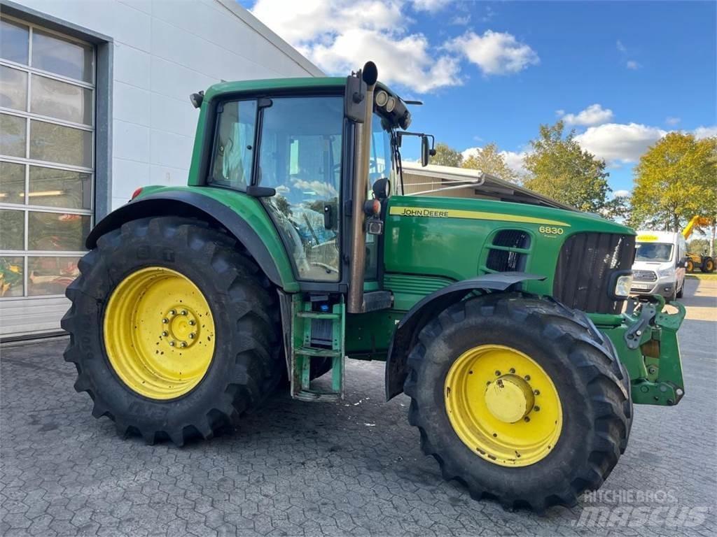 John Deere 6830 AP Traktoren