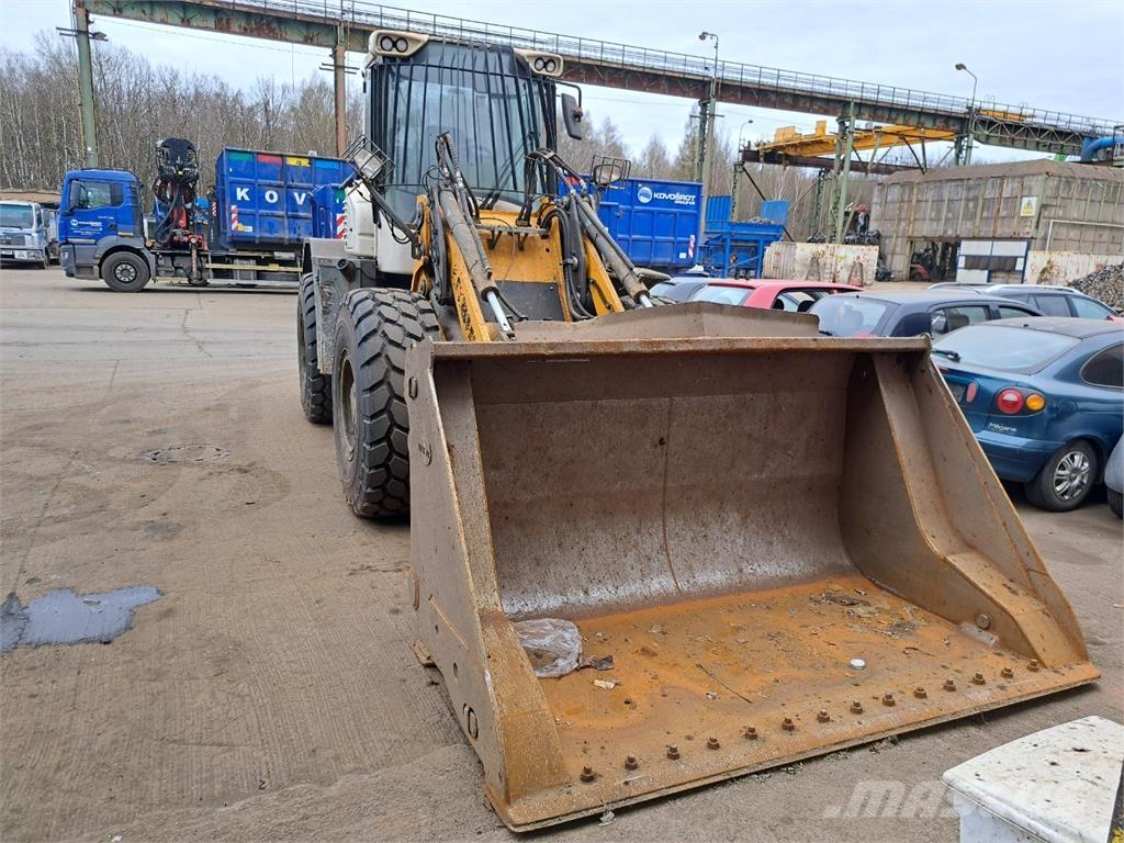 Liebherr L546 4X4 Sonstige Baumaschinen