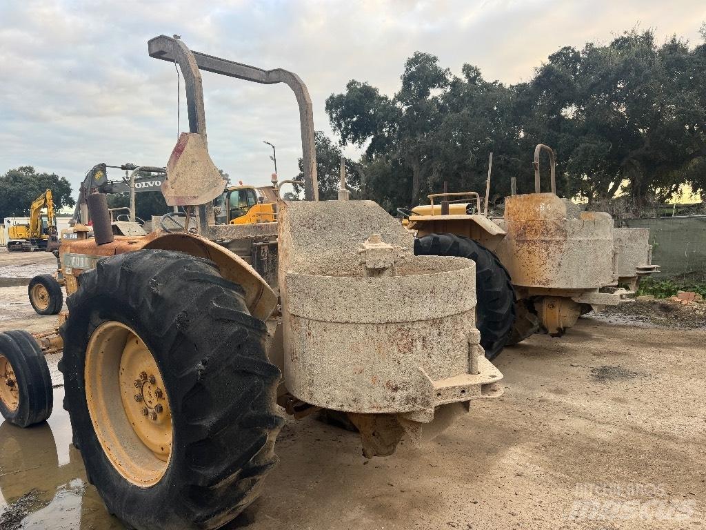 Ford 4000 Traktoren