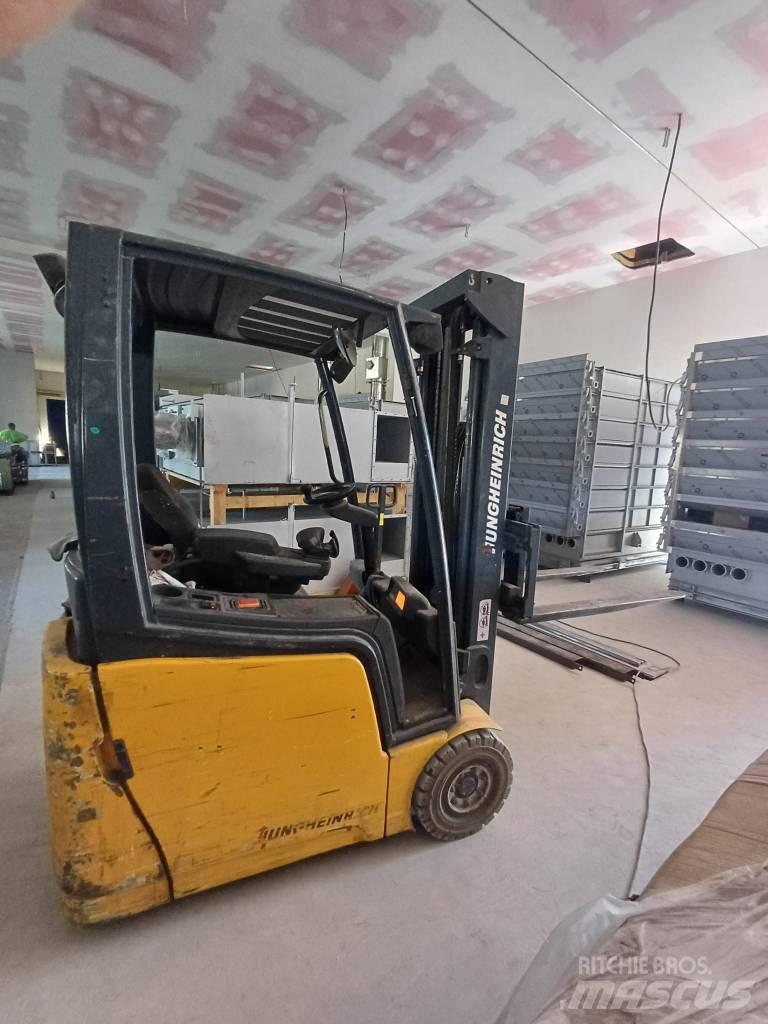 Jungheinrich EFG215 Elektrische heftrucks