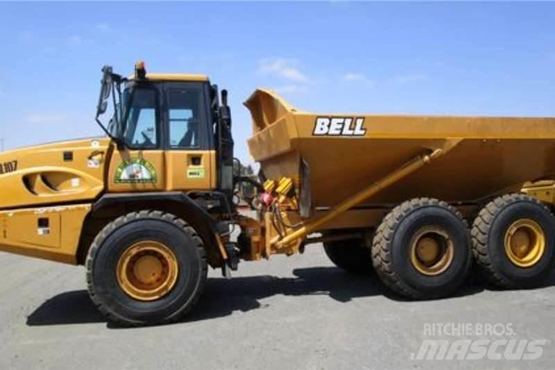 Bell B30D Dumper - Knickgelenk