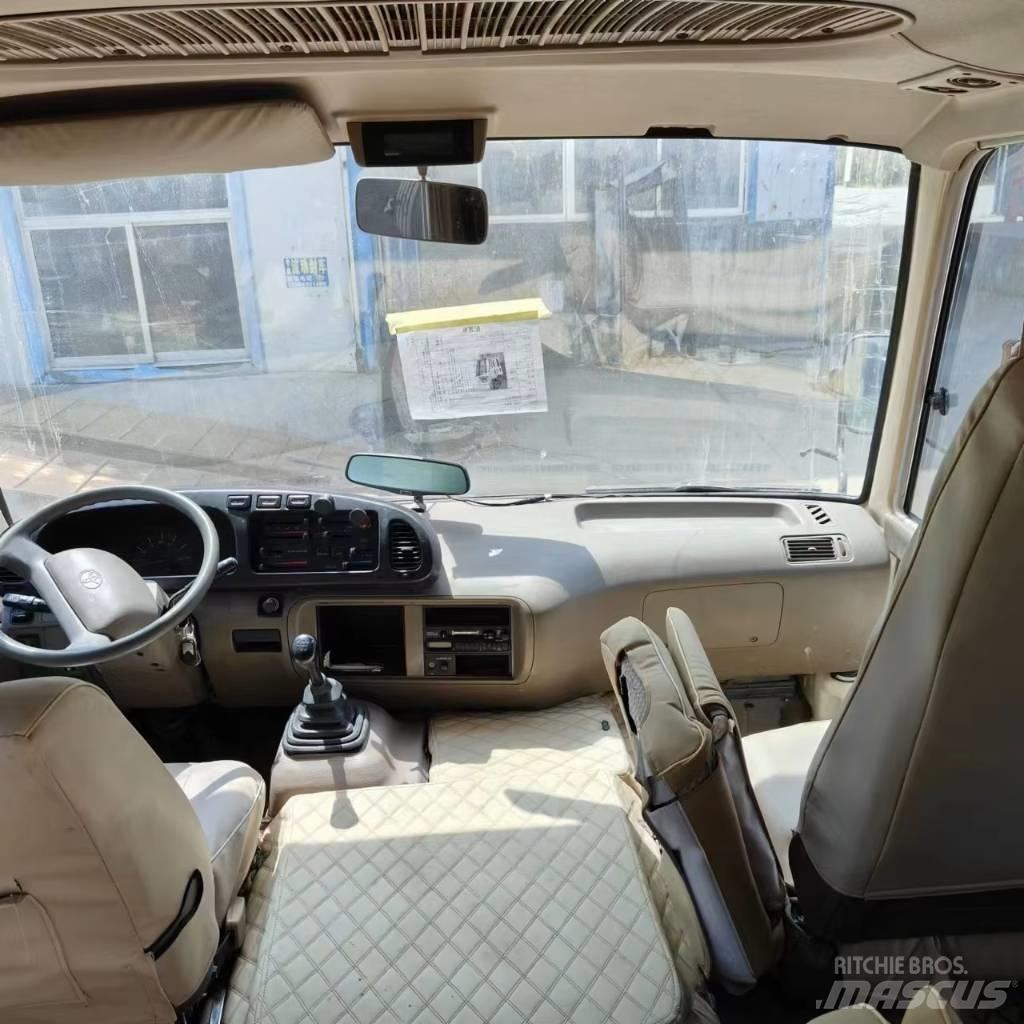Toyota Coaster Bus Minibusse