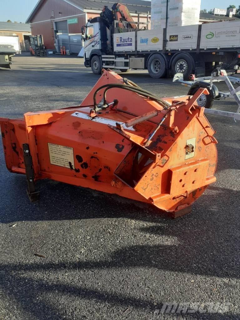 Esko 240 lumilinko Schneefräse