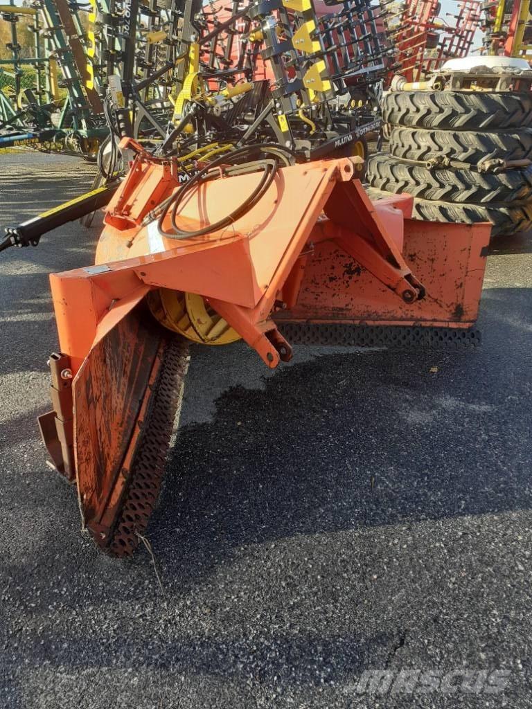 Esko 240 lumilinko Schneefräse