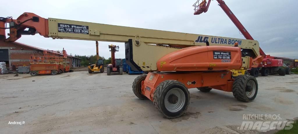 JLG 1250 AJP Gelenkteleskoparbeitsbühnen