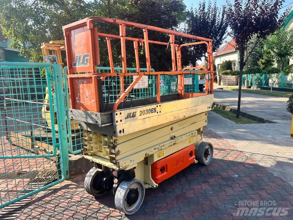 JLG 2030ES     V-3450 Personenaufzüge