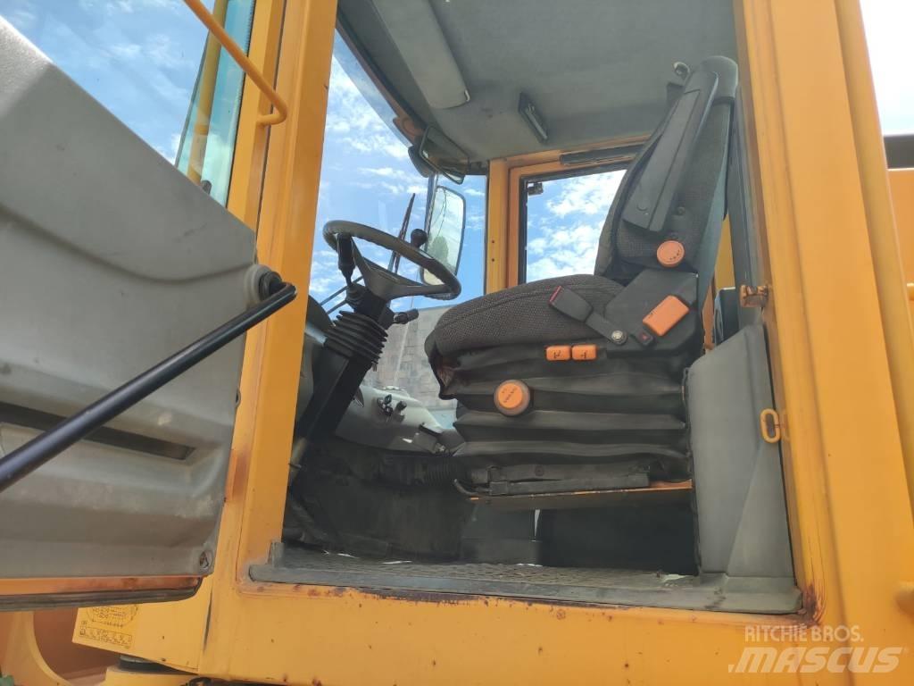 Volvo L 90 E Radlader