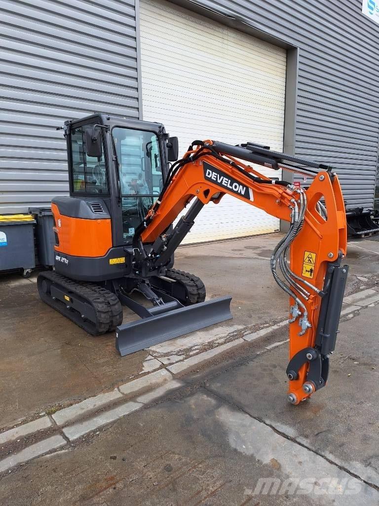 Develon DX 27 Z-7 Minibagger < 7t