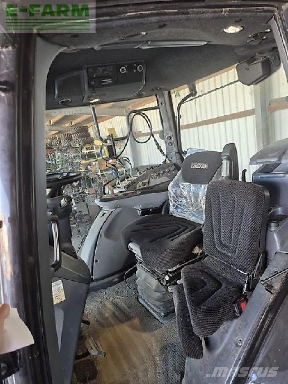 Valtra t235a Traktoren