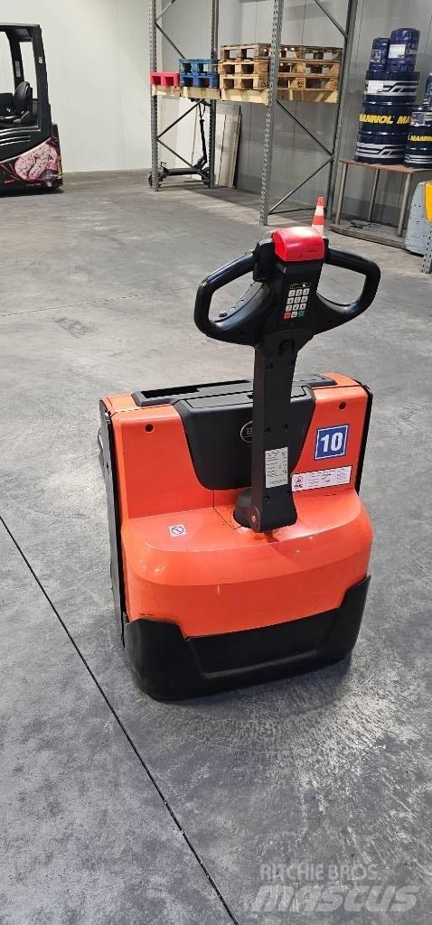Toyota LWE 140 Niederhub-Kommissionierer