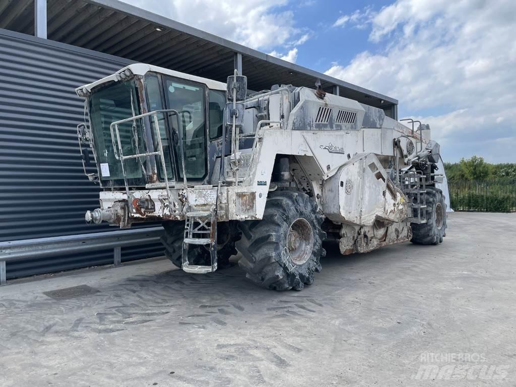 Wirtgen WR 240I Asphalt-Recycler